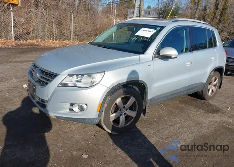 2010 Volkswagen Tiguan Wolfsburg Edition from USA, damaged, VIN WVGBV7AX9AW514583